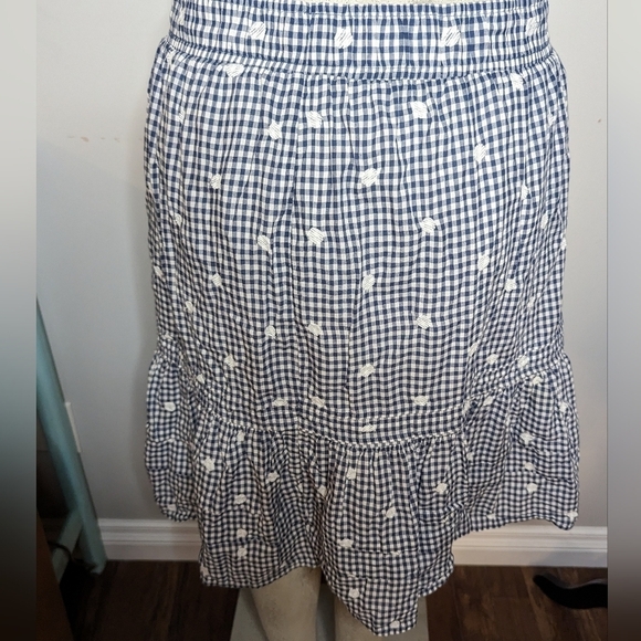 Madewell Embroidered Tiered Pull-On Mini Skirt. Plus 1x - Picture 4 of 10